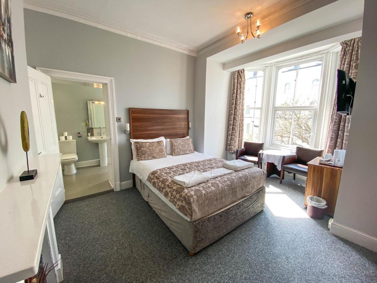 The Broadway Hotel Llandudno Ngoại thất bức ảnh