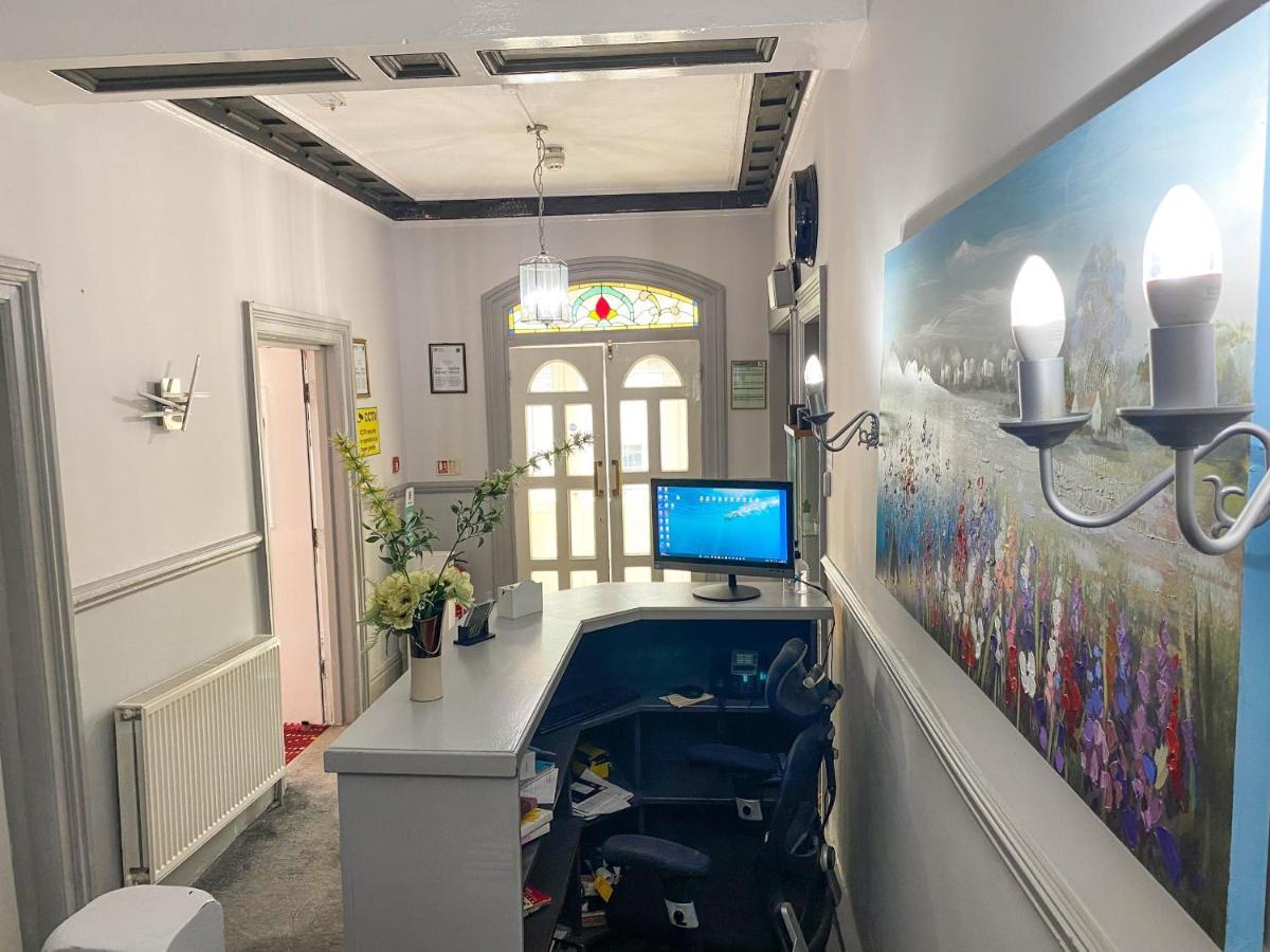 The Broadway Hotel Llandudno Ngoại thất bức ảnh