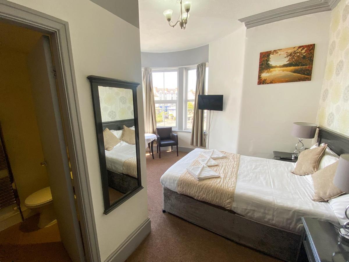 The Broadway Hotel Llandudno Ngoại thất bức ảnh