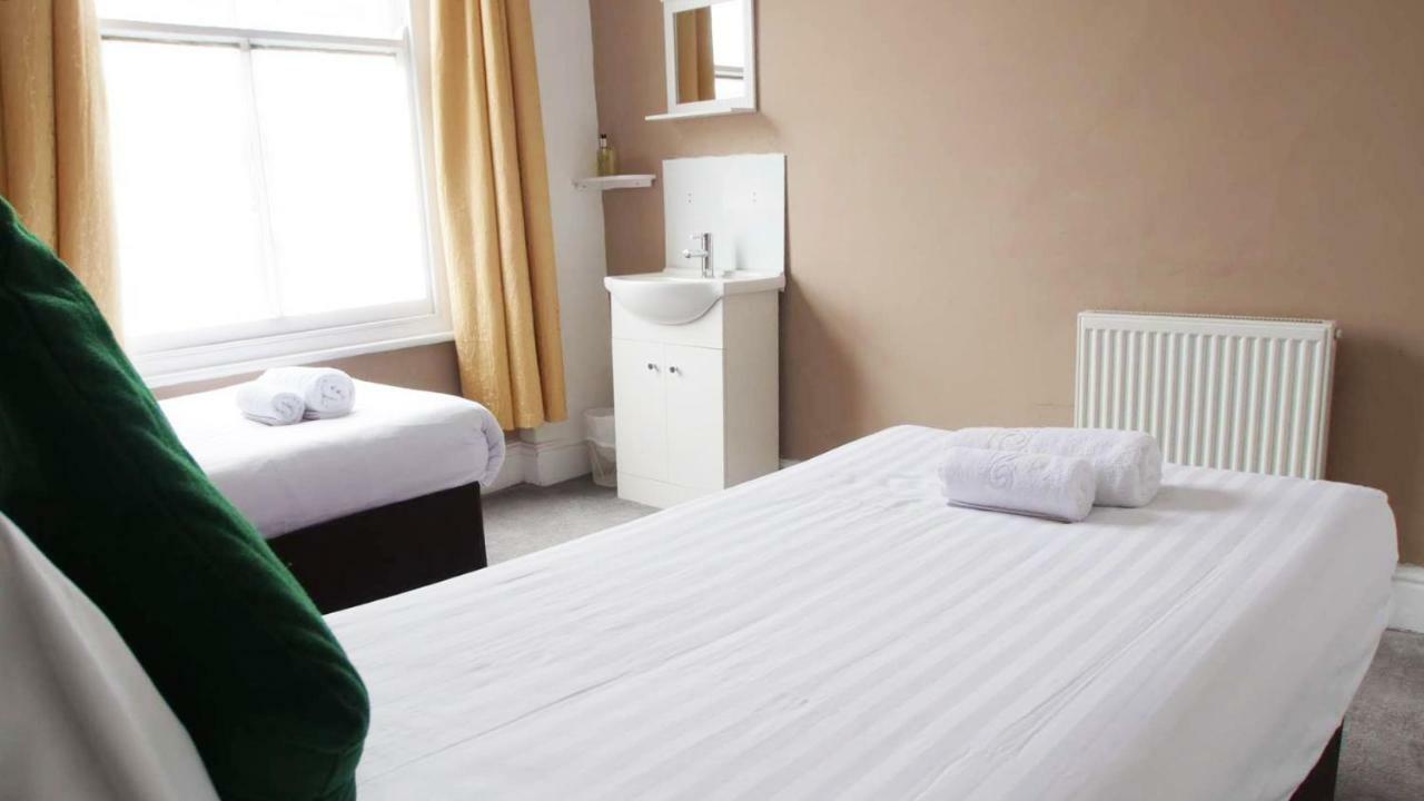 The Broadway Hotel Llandudno Ngoại thất bức ảnh